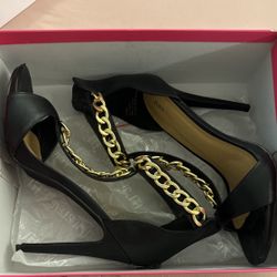 Black Strap Heel Sandal w/Gold Chain Accent 