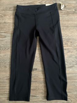 Women's Black Athletic Capris