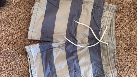 Men’s beach shorts