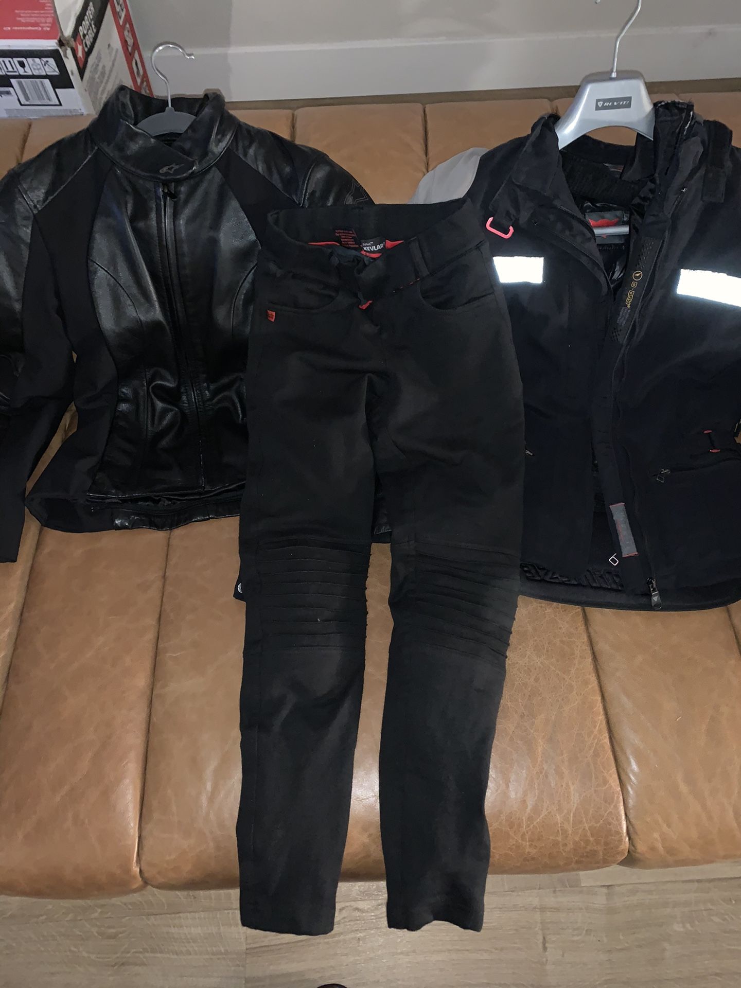 Womens Motorcycle Gear (Alpinestars, Dainese, Gogo Gear)