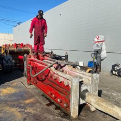 UB 425 HAMMER / BREAKER 20,000 lbs.