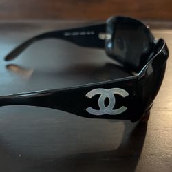 Women’s Sunglasses 