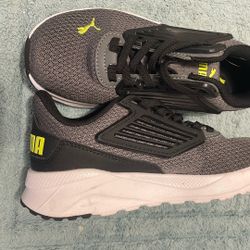 Puma (Soft Foam) Size 13 Kids