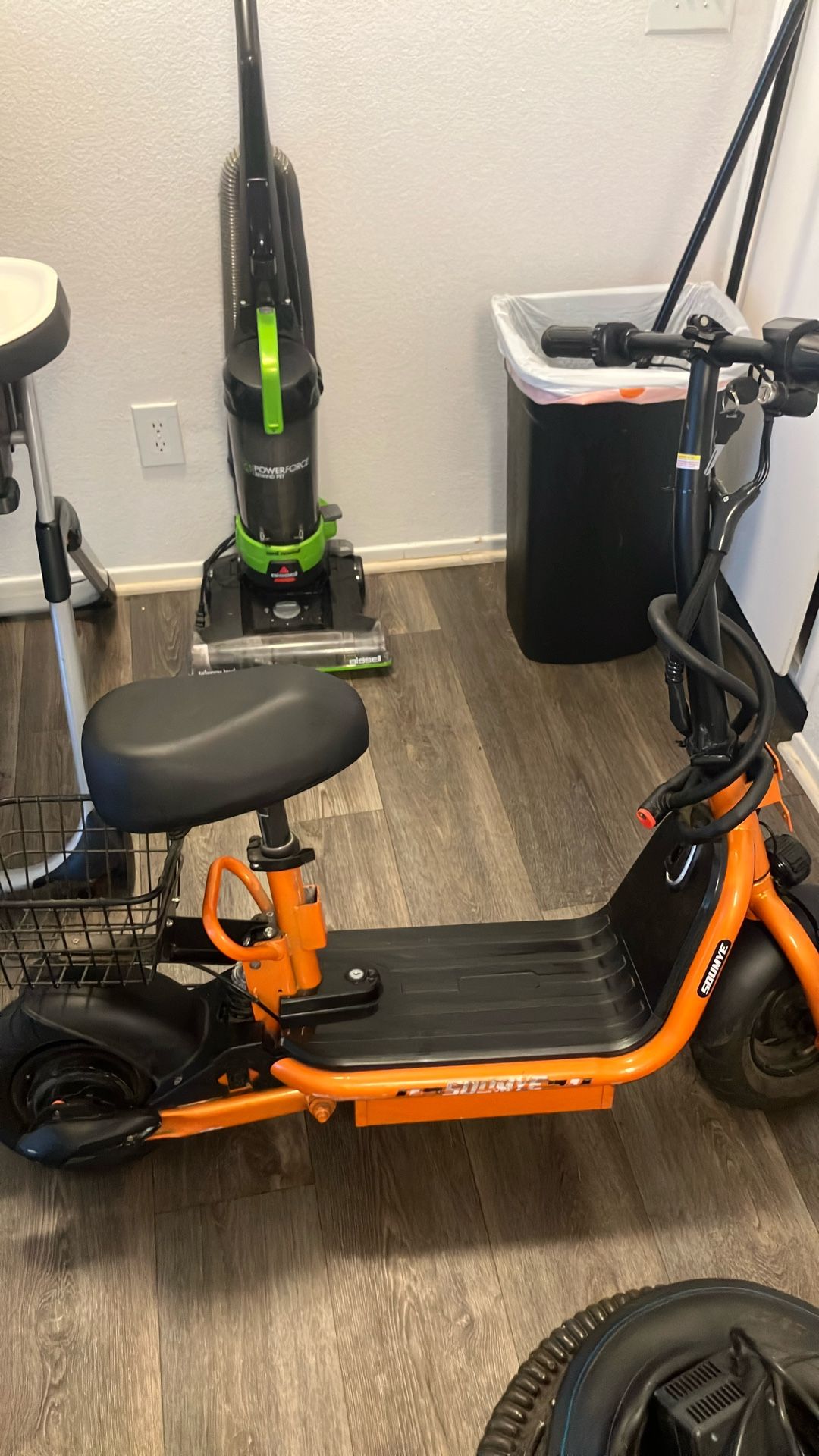 Soumye E-scooter