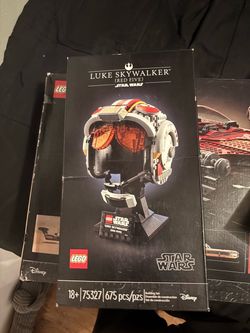 LEGO Star Wars Luke Skywalker Red Five Helmet 75327