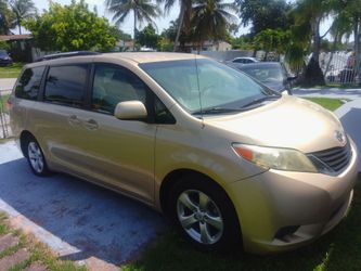 2011 Toyota Sienna