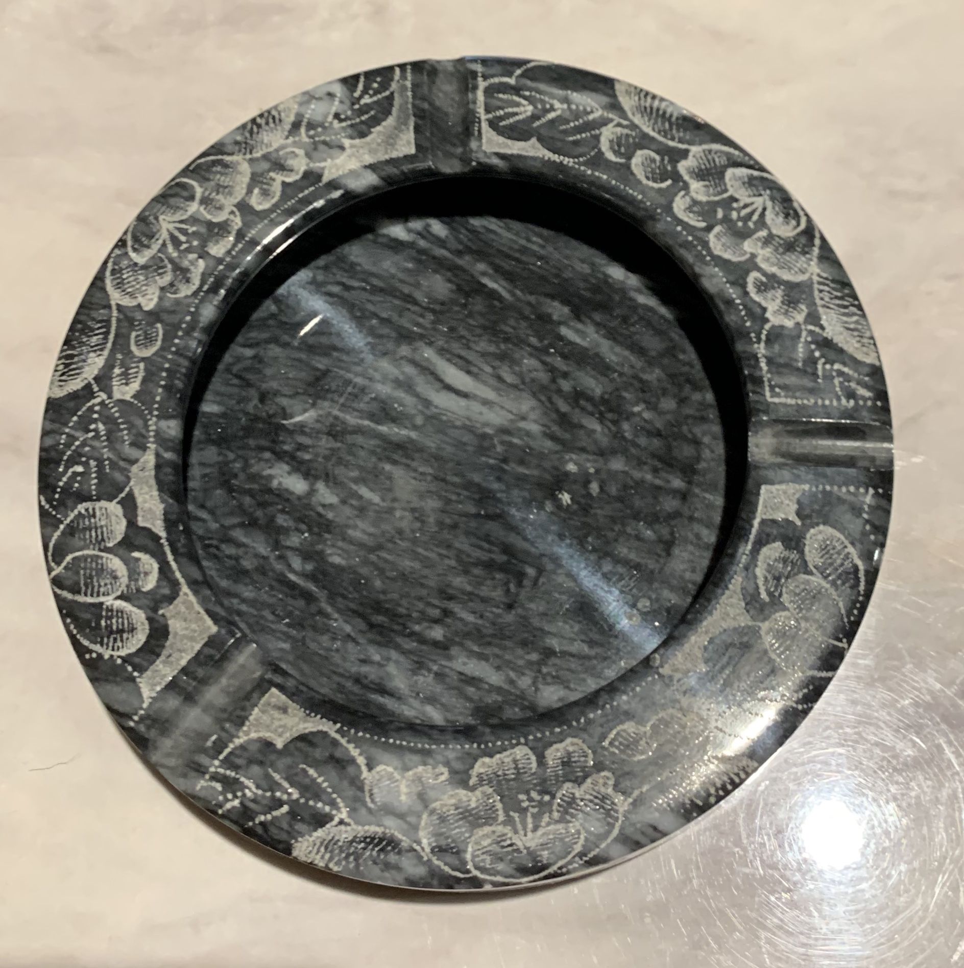Vintage Granite Beautifully Etched 6” Ashtray