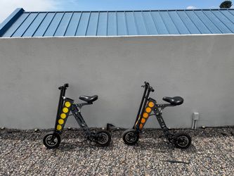 URB-E Pro (Folding Seated Scooters)