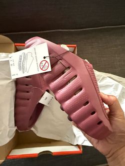 Nike Mind 001 Slides - Brand New - size 8 Womens