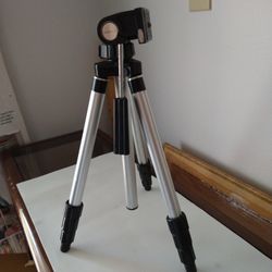 Tripod