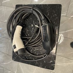 Schumacher portable charger 