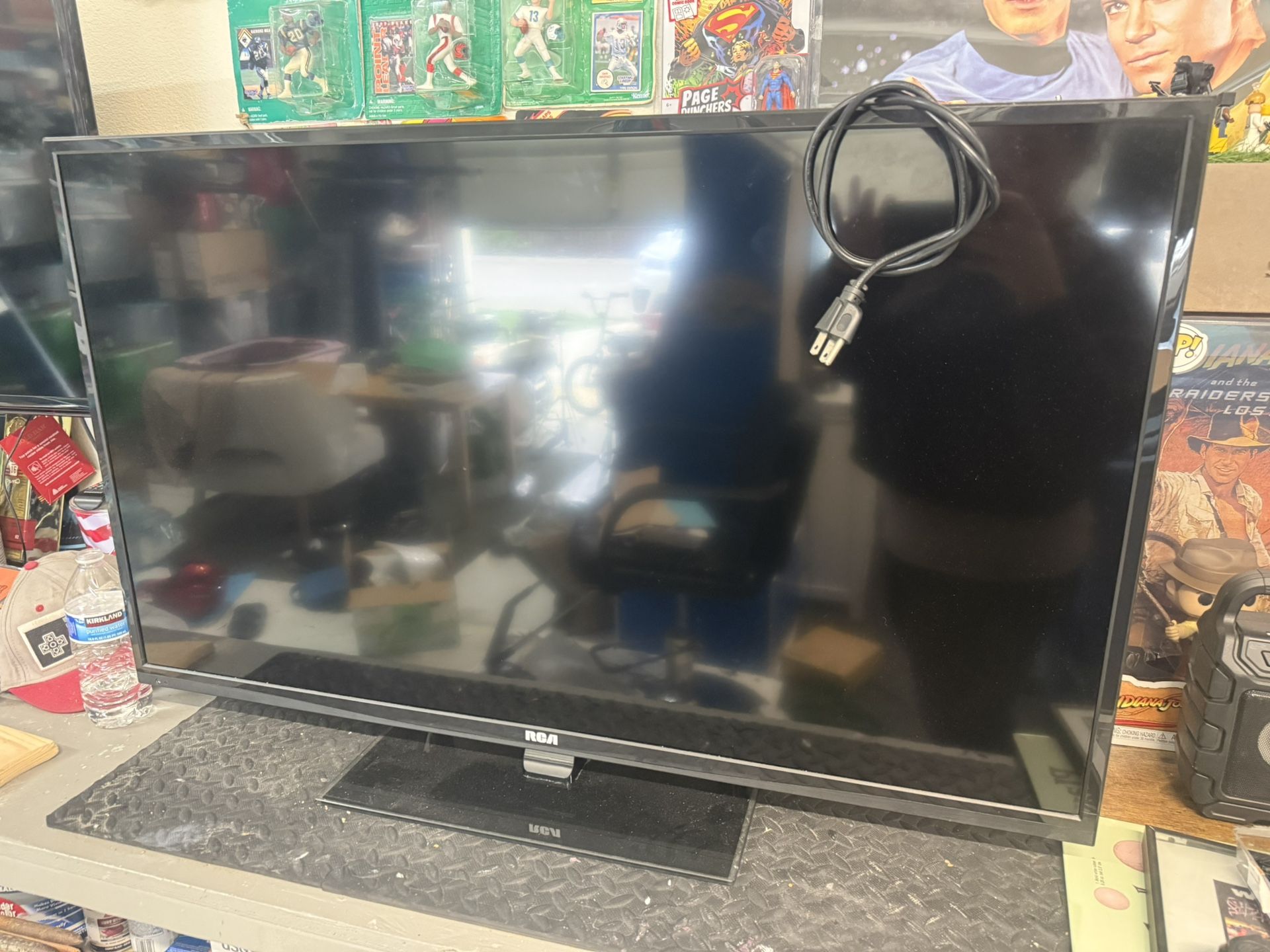 42 Inch RCA TV (not Smart)