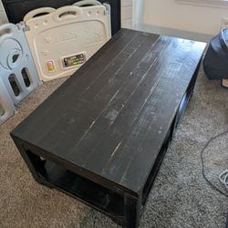 Solid Wood Lift-top Coffee Table 