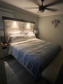 King Bedroom Set