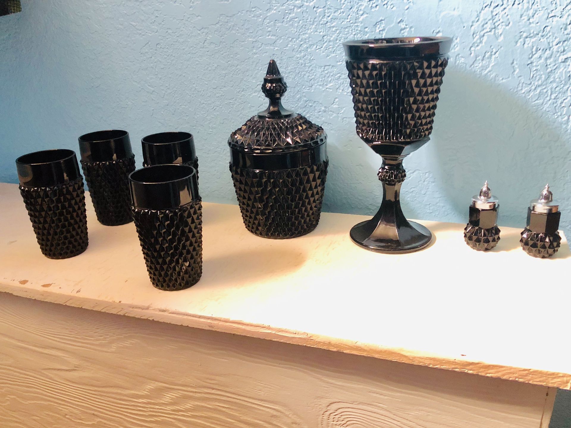 Vintage black diamond point tiara glass set