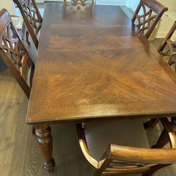 7 Piece Dining table Set - Real Wood
