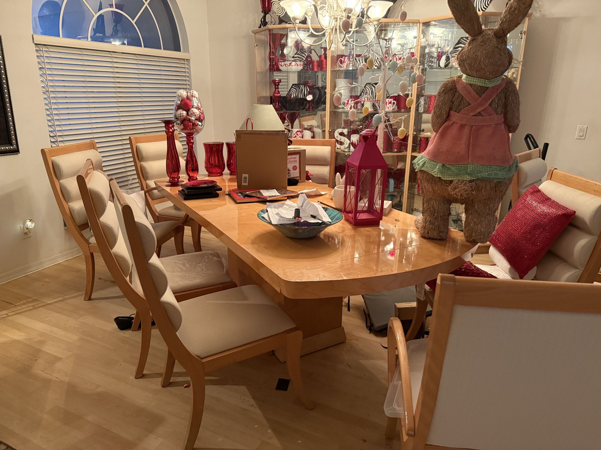 Dining Room Table With 8 Chairs