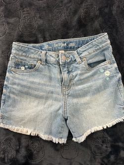Girl short size 10-12