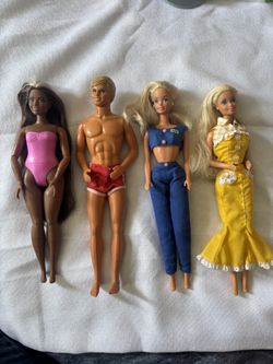 Barbies $25 Por Las Cuatro 