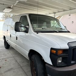 2009 Ford E150