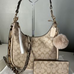 Coach Jules Hobo Bag And Wallet Set