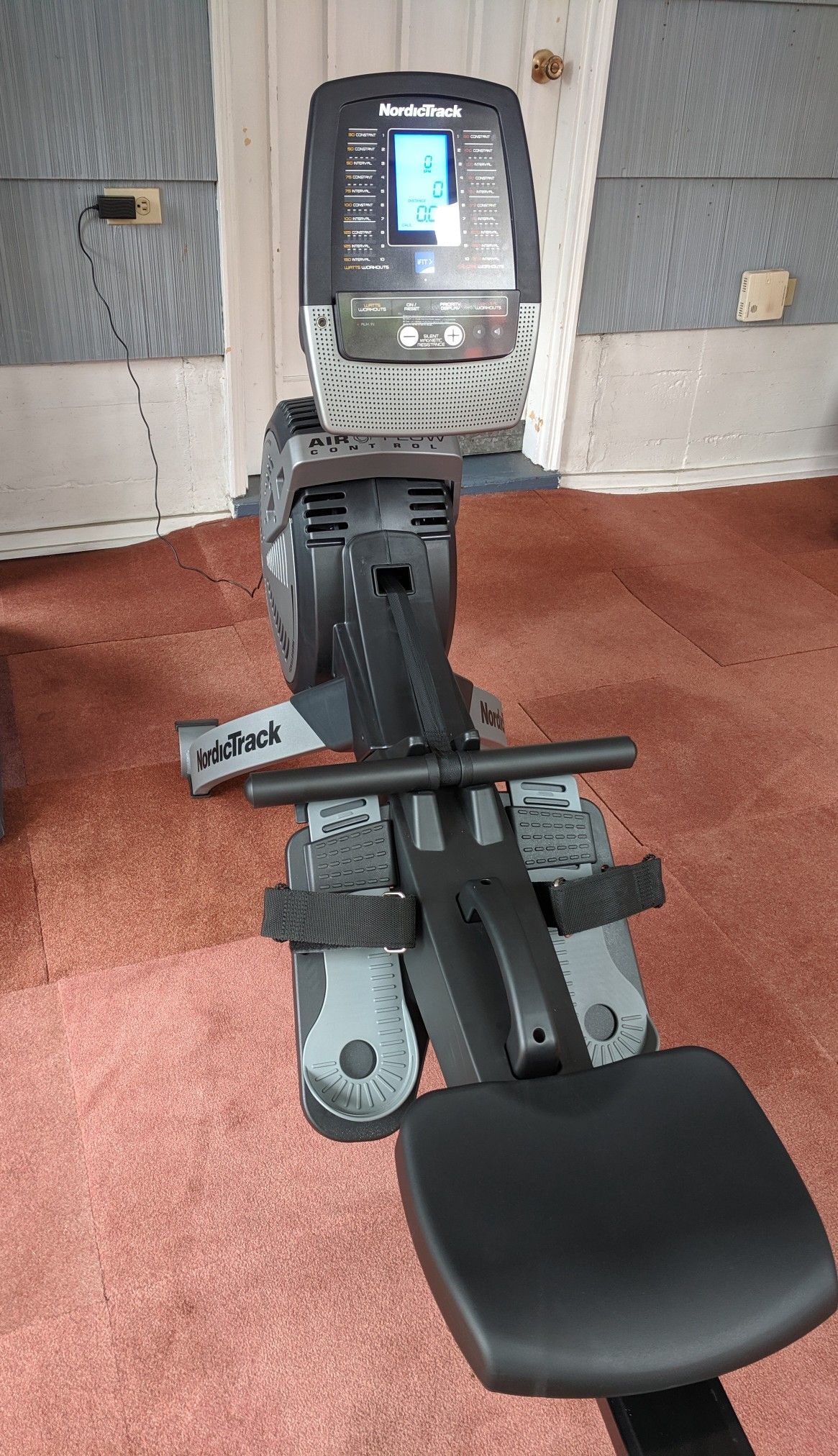 NordicTrack RW200 Rower Machine Like New! for Sale in WA