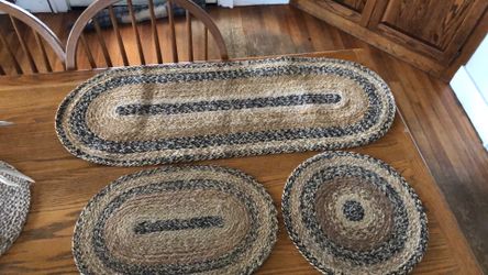 Set of 3 braided table mats