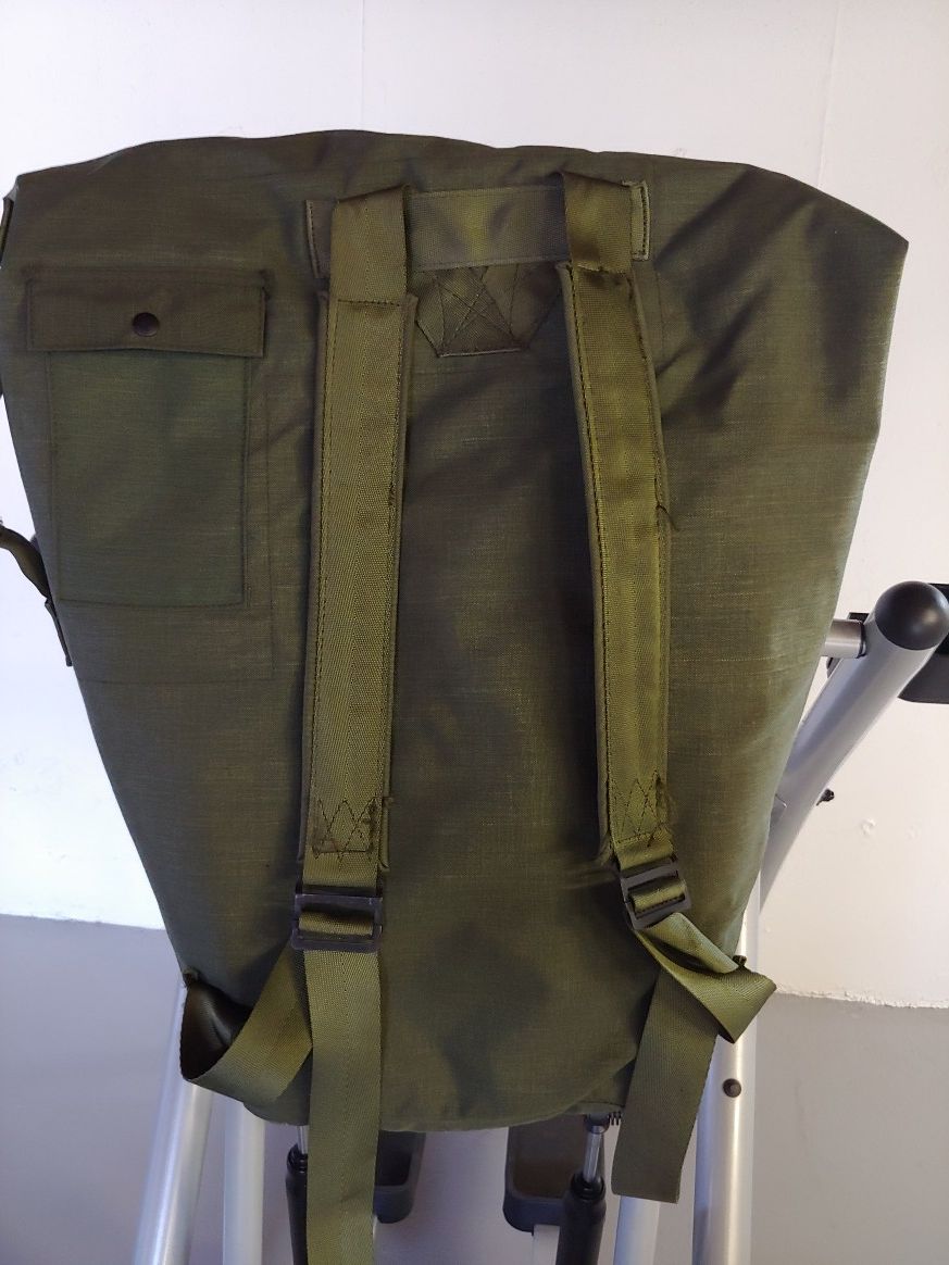 Military duffle bag