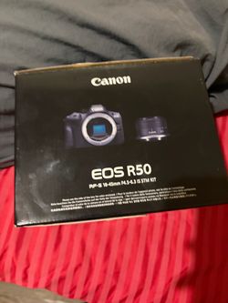 Canon EOS R50