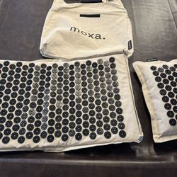Moxa. Premium Acupressure Mat 