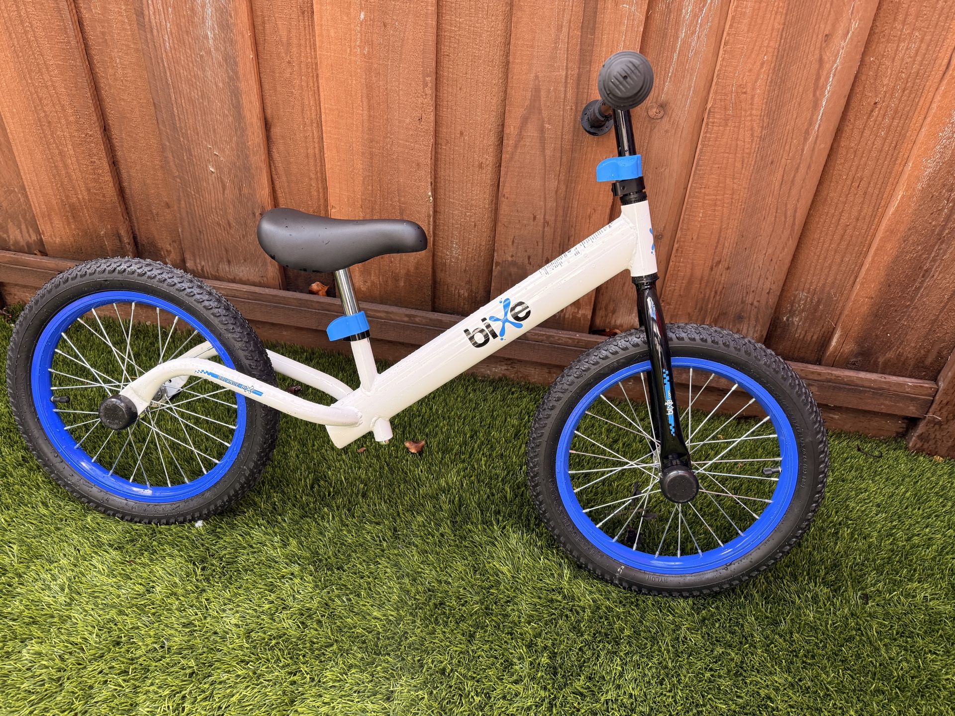π² Like-New Balance Bike β Barely Used! π²