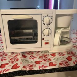 Three In One Breakfast Station