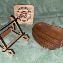 Phone Holder, Coaster, And Leaf Plate 