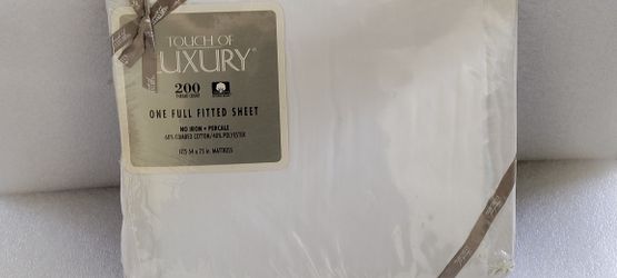 Luxury Percale 200 Thread Count Cotton Full Fitted Sheet