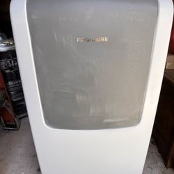 Frigidaire Air Conditioner 🥶🥶