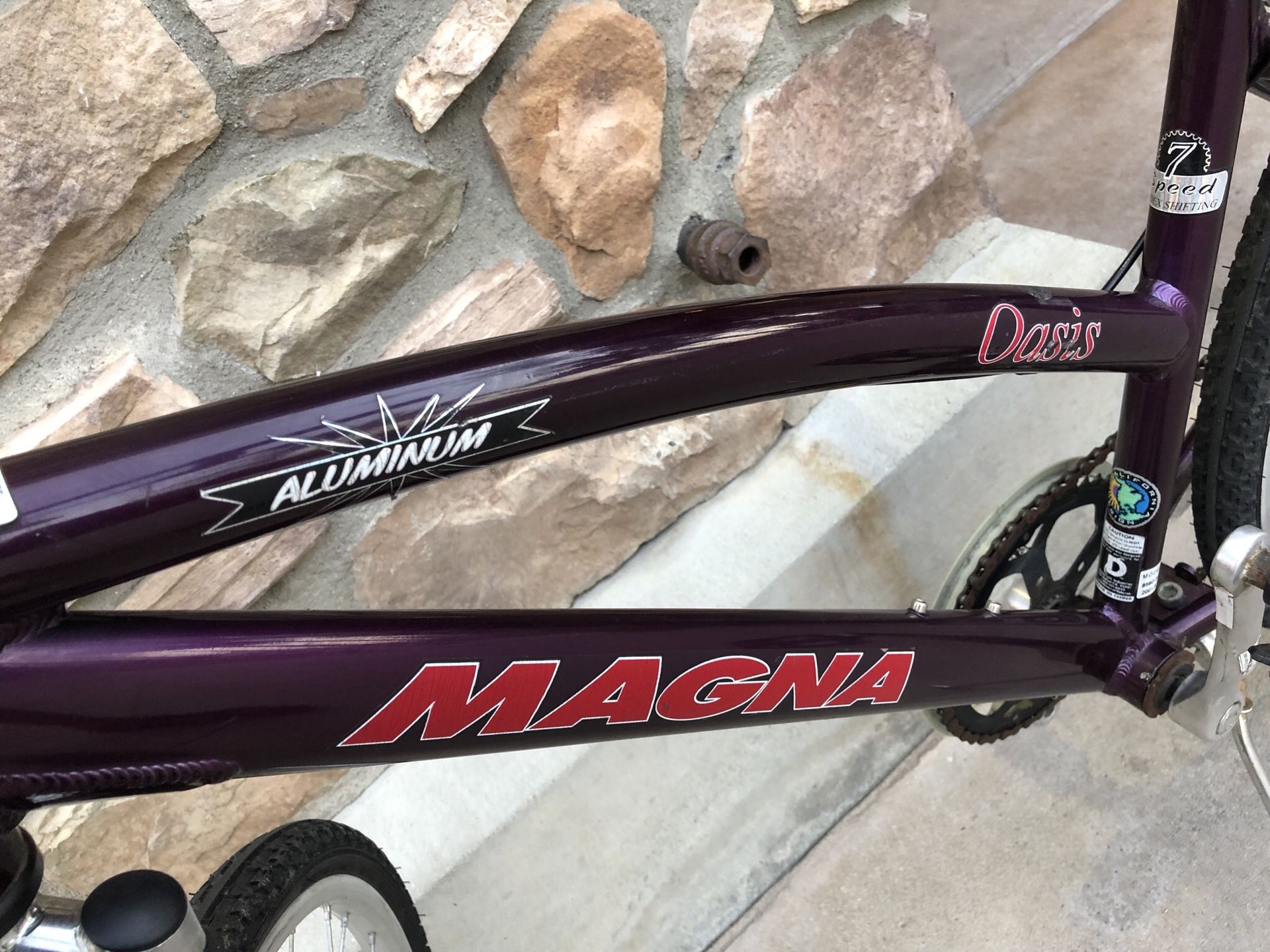 MAGNA OASIS 7 SPEED BIKE for Sale in Ventura CA OfferUp
