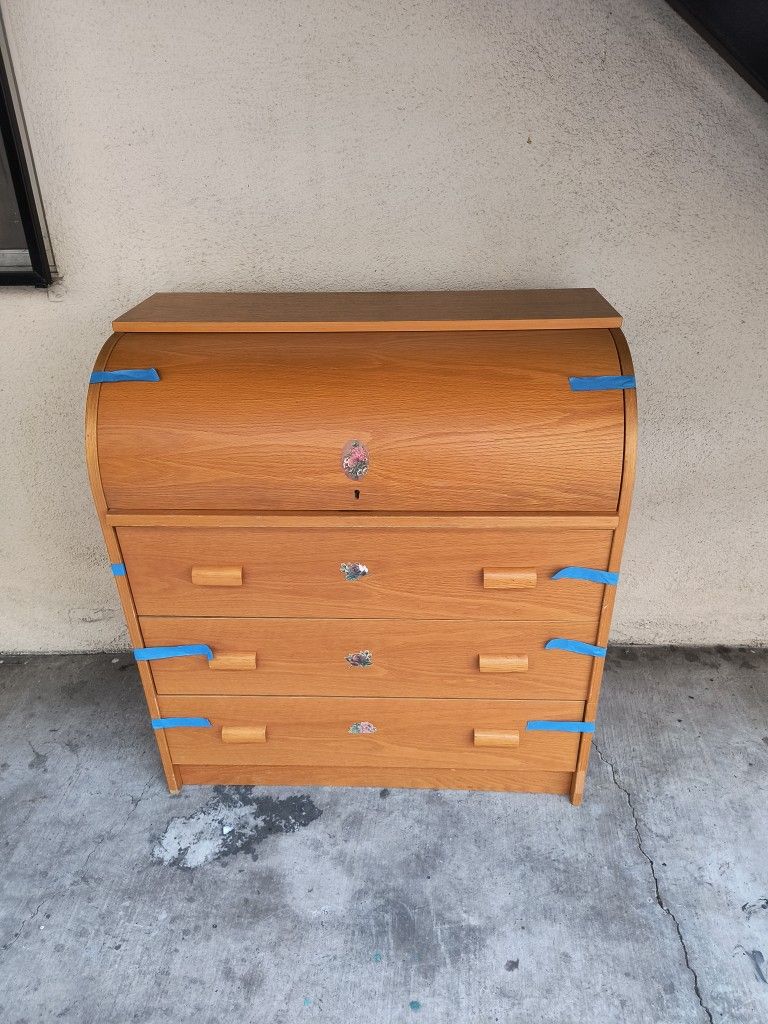 Desk With Drawers