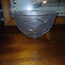 Lalique Style Heavy Glass Bowl With Sparrow Design