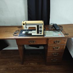 Janome SW-2018E Sewing Machine and Cabinet