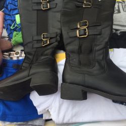 Girls Boots $5.00  Size 6 1/2