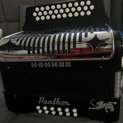 Hohner Panther Accordion