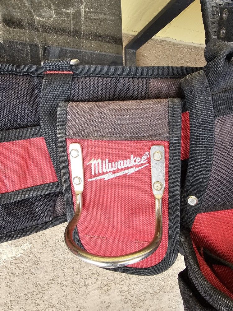 Milwaukee Heavy Duty Tool Belt