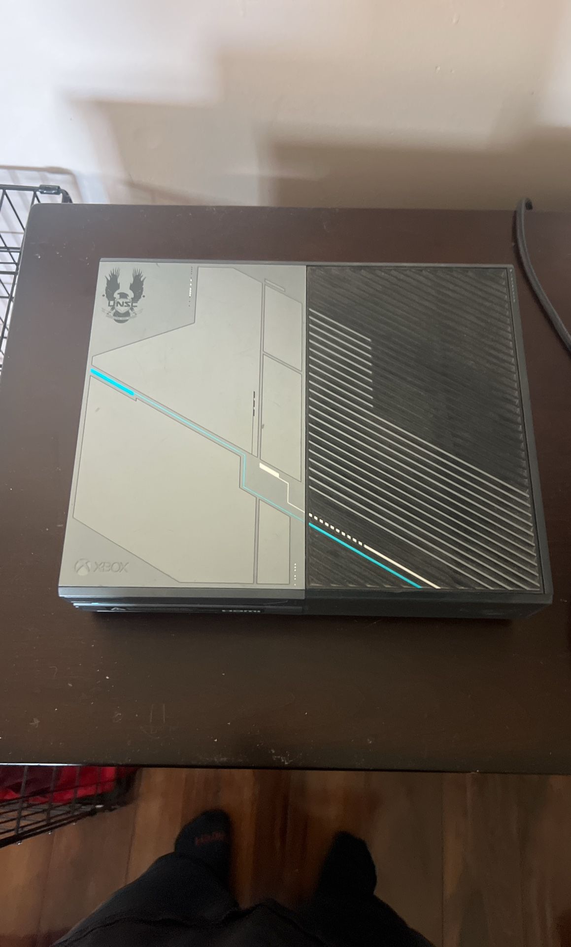 Xbox One Halo Special Addition