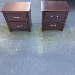 Brown nightstands 2x 