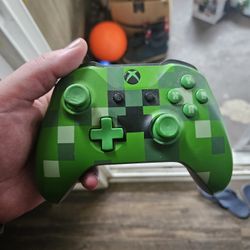 Xbox Minecraft Controller Limited Edition