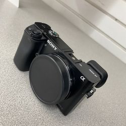 Sony 6000 Camera