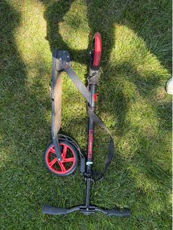 Lascoota Kick Scooter – Great Condition