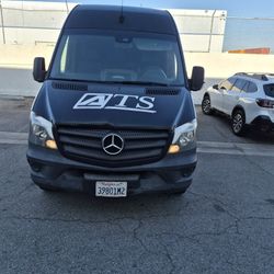2017 Mercedes-Benz Diesel Dually