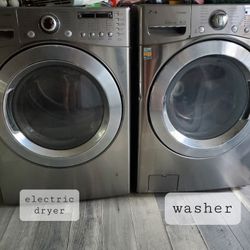 LG Washer & ELECTRIC Dryer Combo