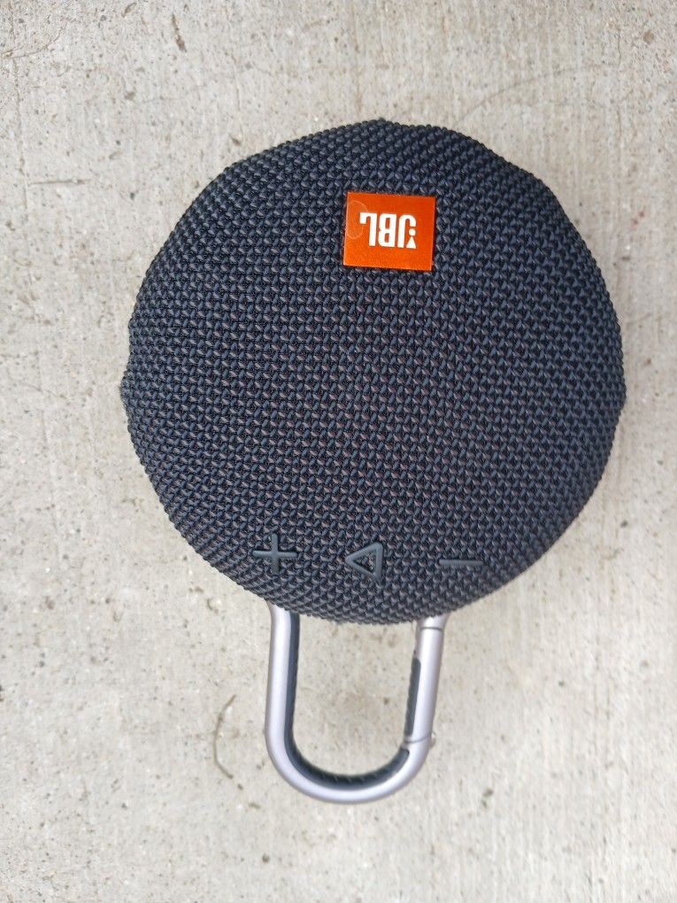 Jbl Bluetooth  Speaker  Good  Condition 